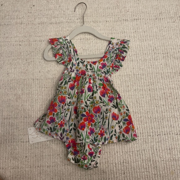 Floral set - Picture 1 of 4